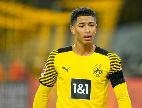 在联赛中扮 在联赛中扮