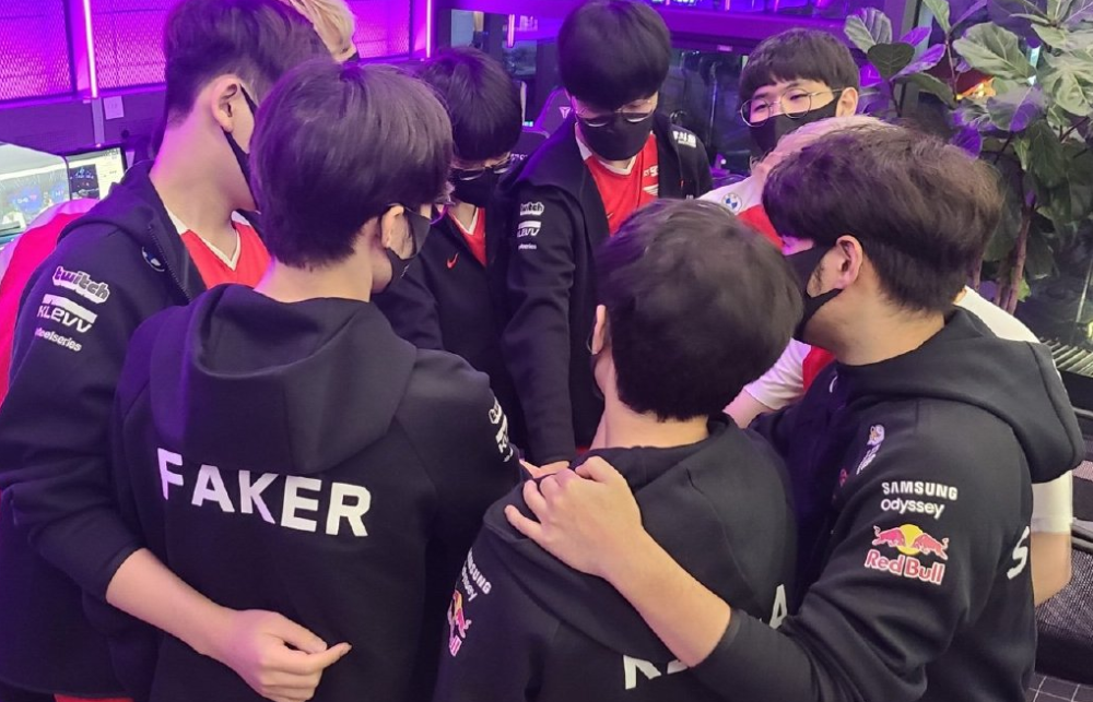 甚至通过小 甚至通过小