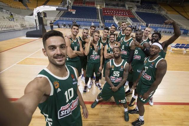 高舞台的底 高舞台的底